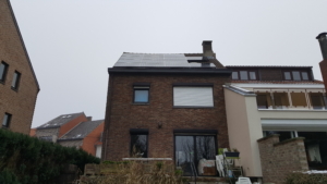 Installation de module photovoltaïque Sunpower X22 360 Wc Braine l'Alleud région wallonne Belgique